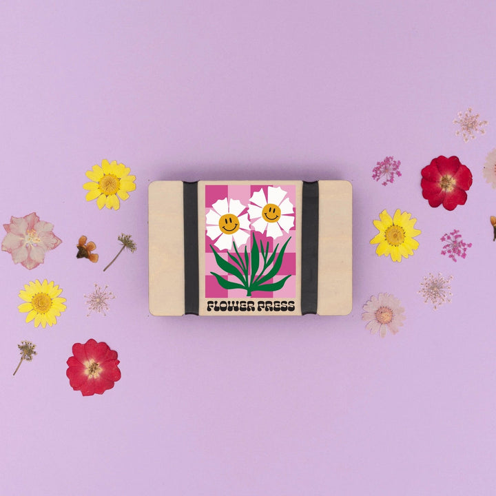 Happy Flowers Pocket Flower Press by Studio Wald - Petite Belle