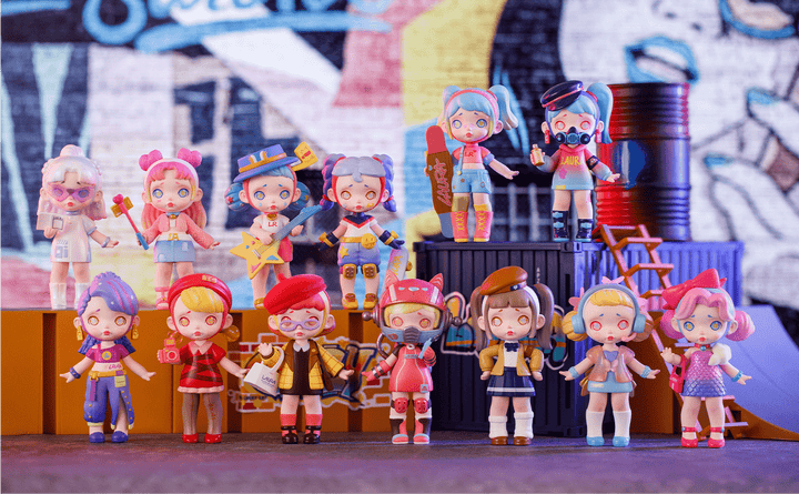 Laura - Fashion Trendsetter by ToyCity - Petite Belle