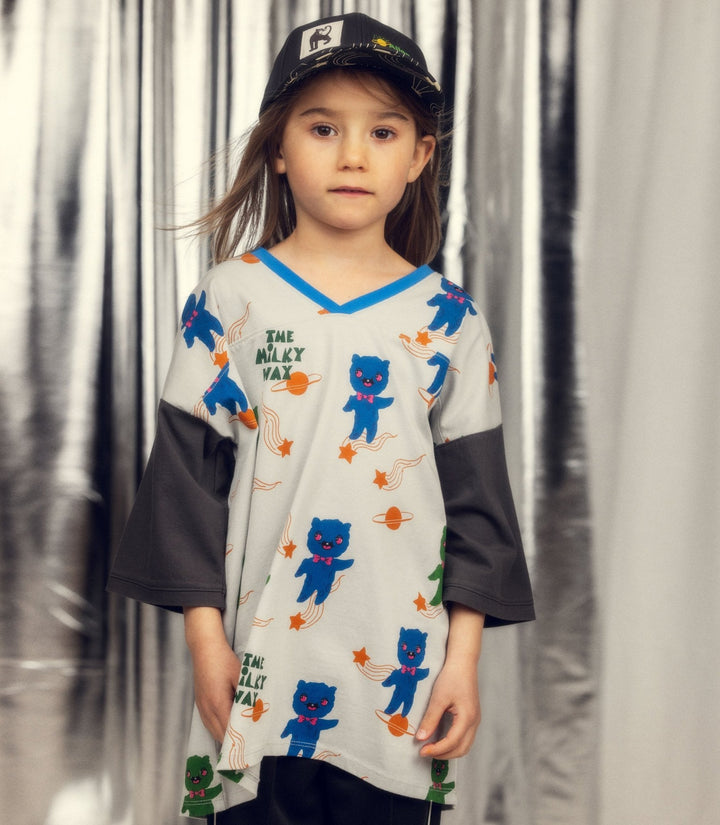 Aliens Print V - neck Tee by Mini Rodini - Petite Belle