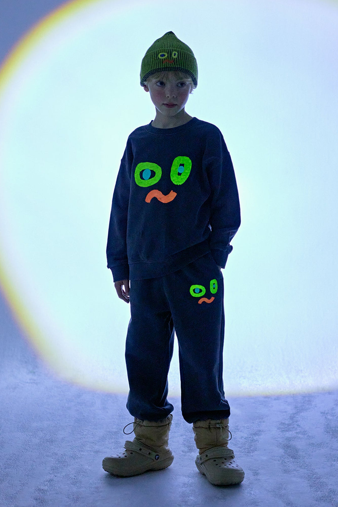 Catchy Face Pigment Sweatshirt by Jelly Mallow - Petite Belle