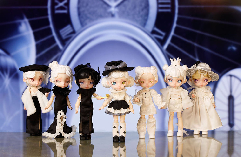 Laura - Black & White Spectrum BJD by ToyCity - Petite Belle