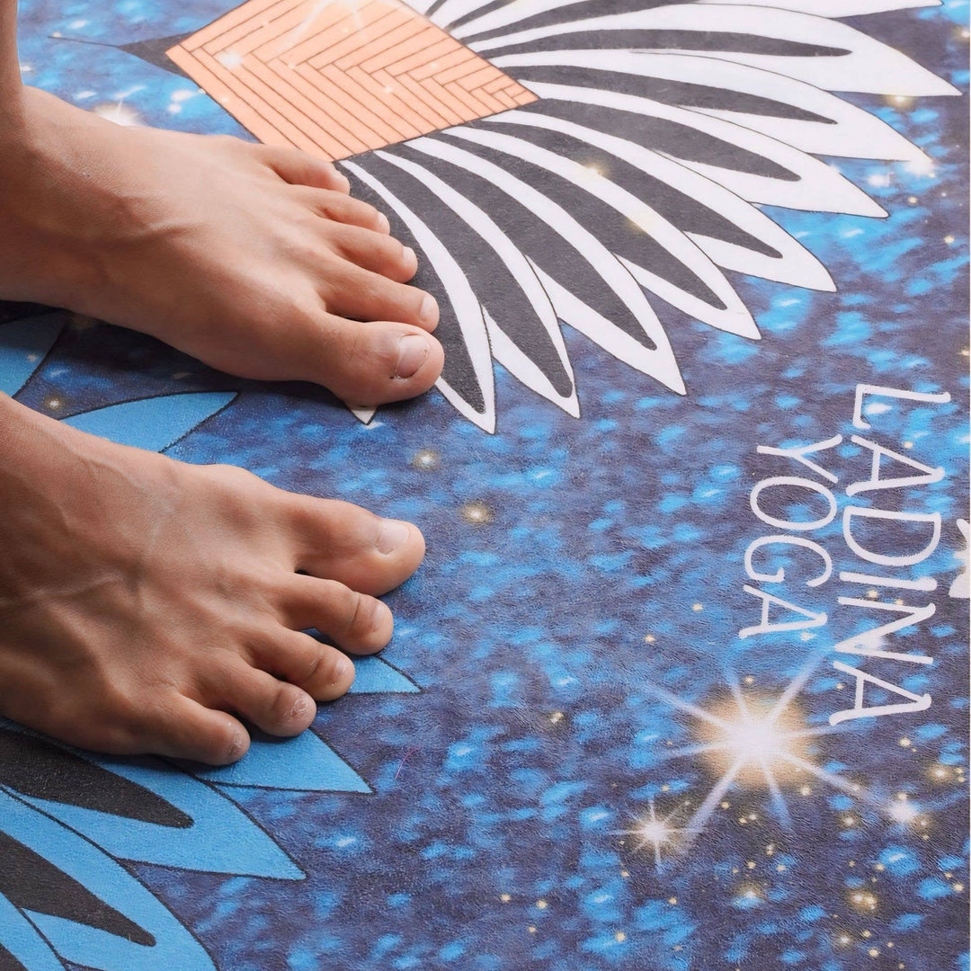 Ravinala Travel Yoga Mat by Ladina Yoga - Petite Belle