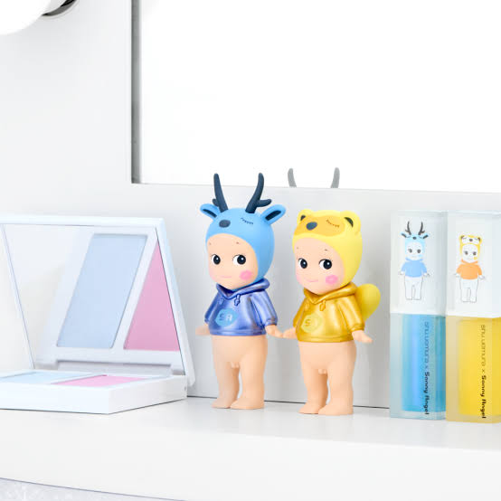 Sonny Angel x Shu Uemura - Makeup Angel Series - Petite Belle | UK Stockist