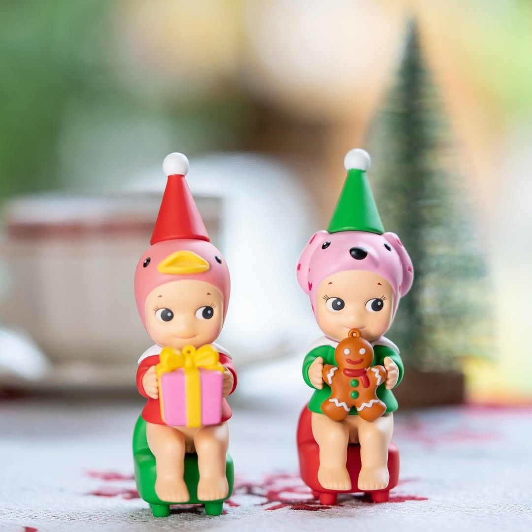 Sonny Angel - Santa's Little Helper Series - Petite Belle